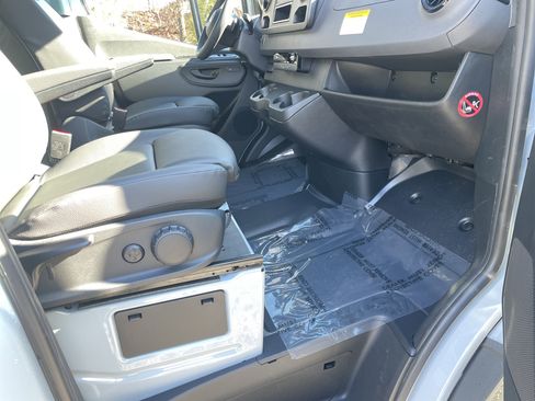 New 2026 Mercedes-Benz Sprinter 2500 image 43