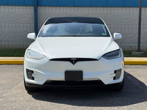 Used 2018 Tesla Model X 100D AWD/4WD image 2