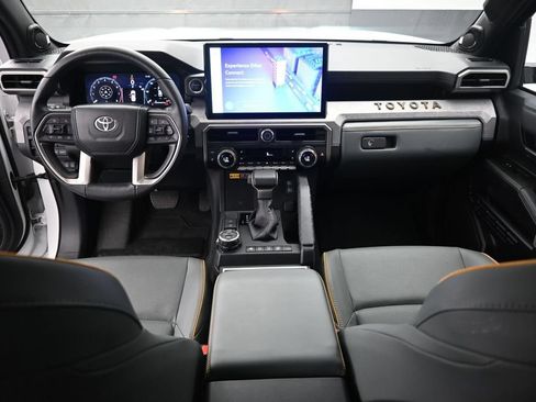 Used 2025 Toyota 4Runner Trailhunter AWD/4WD image 22