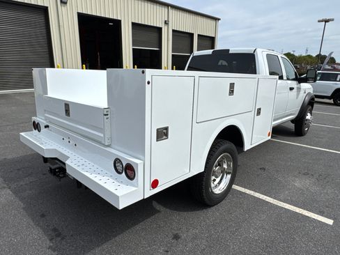 New 2026 RAM 5500 Tradesman w/ Chrome Appearance Group image 5