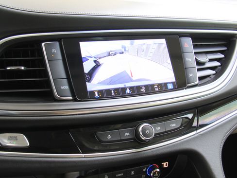 Used 2023 Buick Enclave Avenir w/ Avenir Technology Package image 22