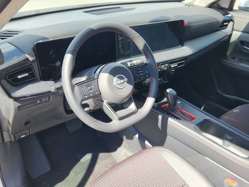 New 2025 Nissan Kicks SR w/ Interior Electronics Package AWD/4WD image 8