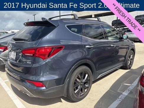 Used 2017 Hyundai Santa Fe Sport image 2