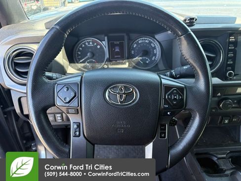 Used 2021 Toyota Tacoma TRD Sport image 2