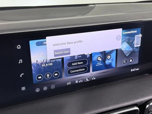 Certified 2026 Nissan Sentra SV w/ SV Convenience Package FWD image 18