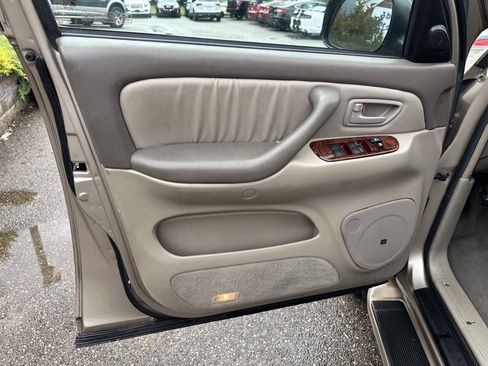 Used 2007 Toyota Sequoia Limited image 15