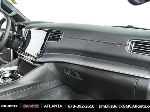 Used 2024 Jeep Wagoneer L Series II w/ Convenience Group I AWD/4WD image 25