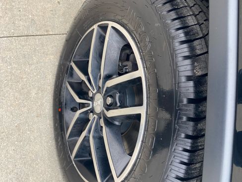 Used 2018 Jeep Grand Cherokee Trailhawk w/ Trailhawk Luxury Group image 11