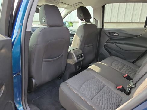 Used 2021 Chevrolet Equinox LT FWD image 16