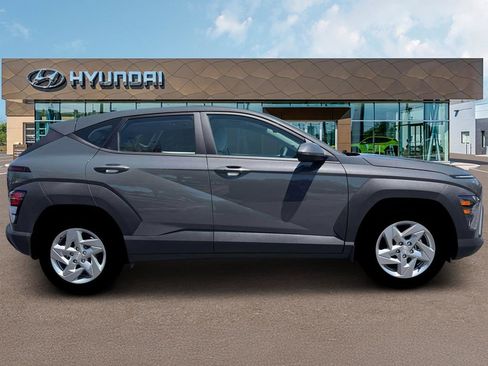 New 2026 Hyundai Kona SE FWD image 9