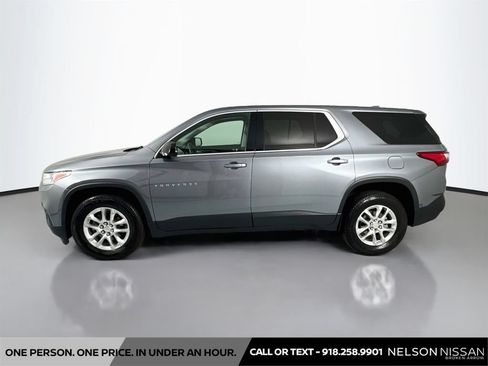 Used 2020 Chevrolet Traverse LS FWD image 8