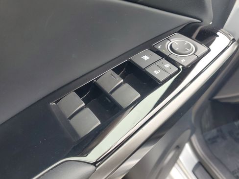 Used 2025 Lexus IS 350 F Sport image 19