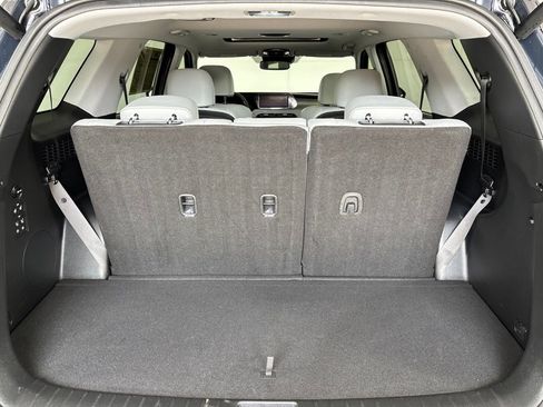 Used 2022 Hyundai Palisade SEL w/ Premium Package FWD image 29