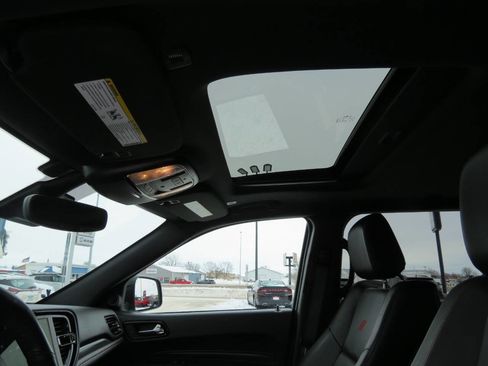 Used 2024 Dodge Durango GT image 18