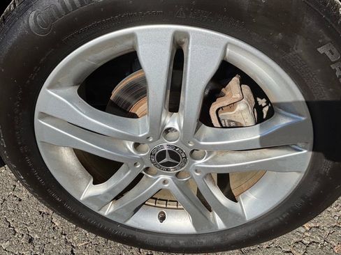 Used 2019 Mercedes-Benz GLA 250 4MATIC w/ Premium Package image 23