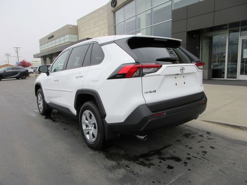 Used 2024 Toyota RAV4 LE image 5