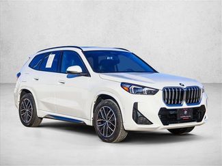 Used 2025 BMW X1 xDrive28i video 3