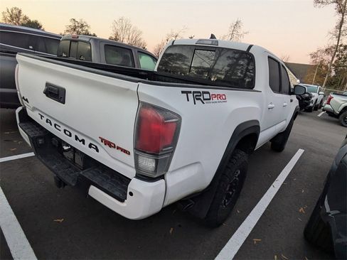 Used 2019 Toyota Tacoma TRD Pro image 7