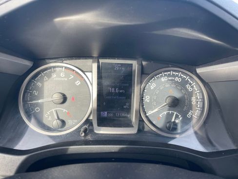 Used 2019 Toyota Tacoma SR5 image 16