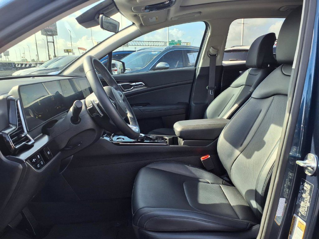 Used 2024 Kia Sportage EX w/ EX Premium Package AWD/4WD image 16