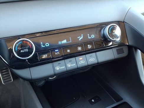 New 2026 Hyundai Elantra Sport image 25