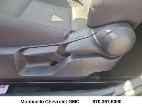 Used 2025 Toyota Camry LE FWD image 14