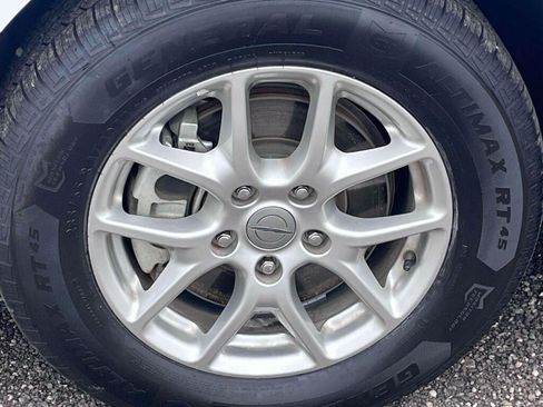 Used 2024 Chrysler Pacifica Touring-L FWD image 14