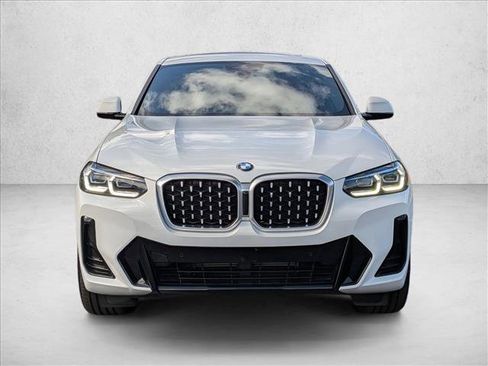Used 2023 BMW X4 xDrive30i w/ M Sport Package image 2