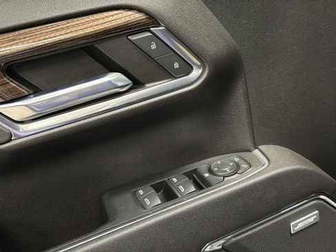 Used 2022 Chevrolet Silverado 1500 LT Trail Boss w/ LT Trail Boss Premium Package AWD/4WD image 20