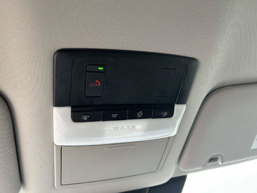 Used 2025 Nissan Pathfinder SV AWD/4WD image 29