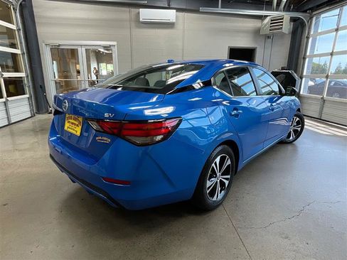 Used 2022 Nissan Sentra SV w/ Trunk Package FWD image 5