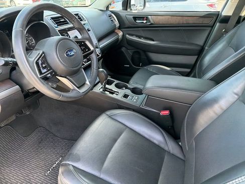 Used 2019 Subaru Outback 2.5i Limited AWD/4WD image 19