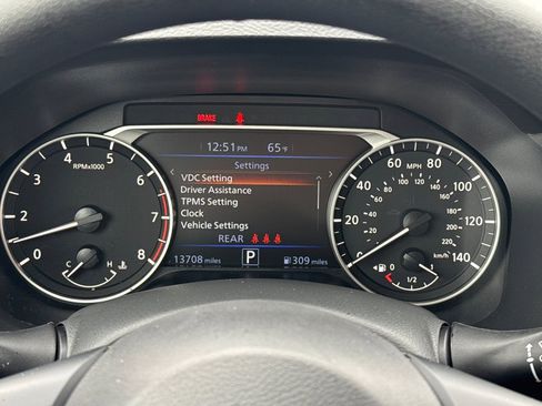 Used 2025 Nissan Altima 2.5 SV image 21