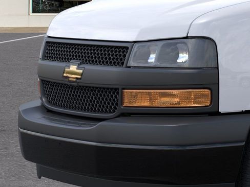 New 2026 Chevrolet Express 2500 Extended w/ Driver Convenience Package RWD image 15
