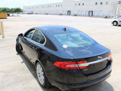 Used 2014 Jaguar XF 3.0 RWD image 26