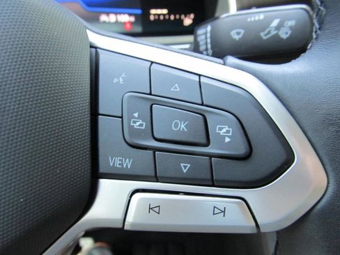 Used 2022 Volkswagen Jetta SE image 51