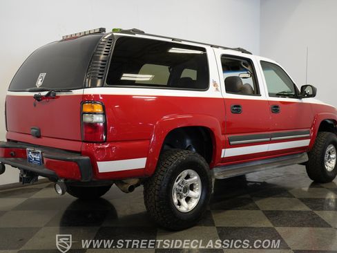 Used 2004 Chevrolet Suburban 2500 AWD/4WD image 13
