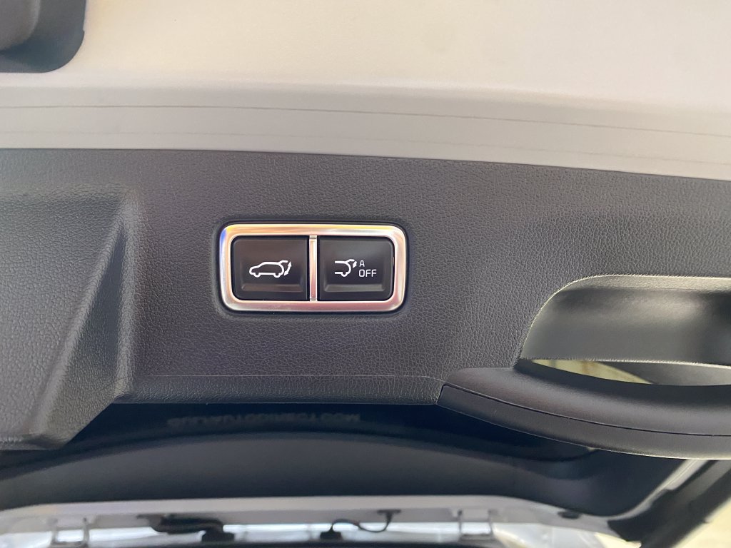Used 2025 Kia Sorento EX w/ Panoramic Sunroof Package FWD image 32