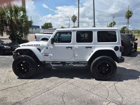Used 2021 Jeep Wrangler Unlimited Rubicon AWD/4WD image 8