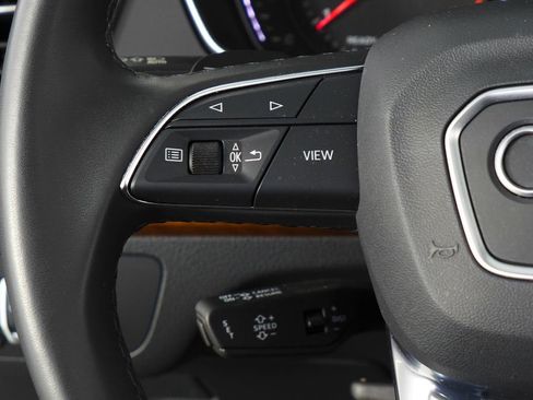 Used 2023 Audi Q5 2.0T Premium w/ Convenience Package AWD/4WD image 30