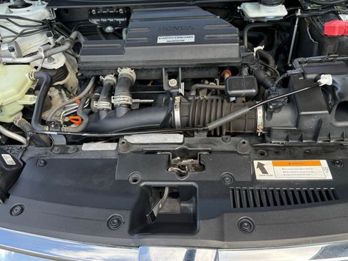 Used 2017 Honda CR-V Touring image 14