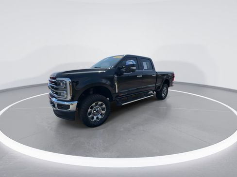 Used 2024 Ford F250 Lariat w/ Chrome Package AWD/4WD image 4