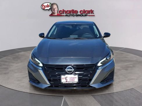 Used 2025 Nissan Altima 2.5 S image 8