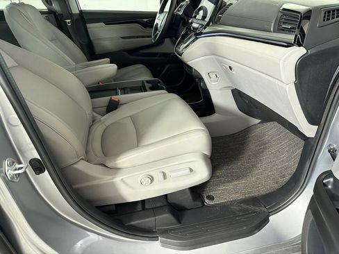 Used 2024 Honda Odyssey Touring image 15