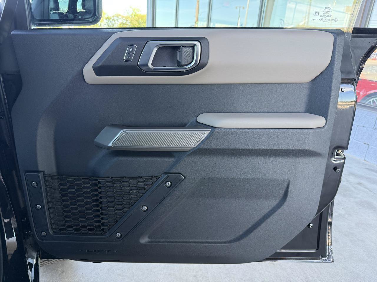 Used 2023 Ford Bronco Wildtrak AWD/4WD image 38