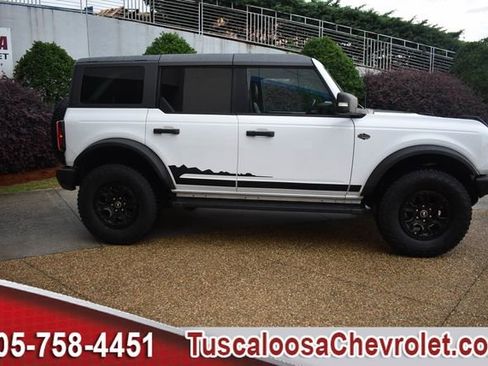 Used 2024 Ford Bronco Wildtrak AWD/4WD image 11