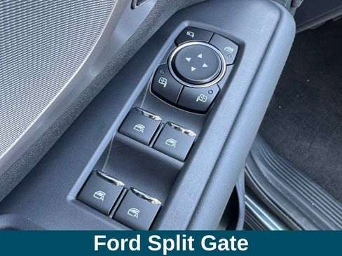 Used 2026 Ford Expedition Active AWD/4WD image 17