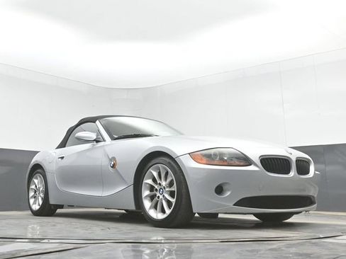 Used 2003 BMW Z4 2.5i image 33
