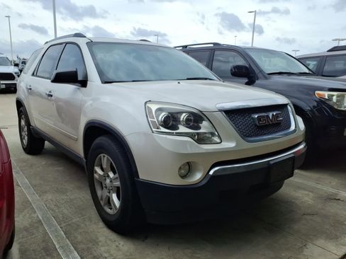 Used 2012 GMC Acadia SLE FWD image 1