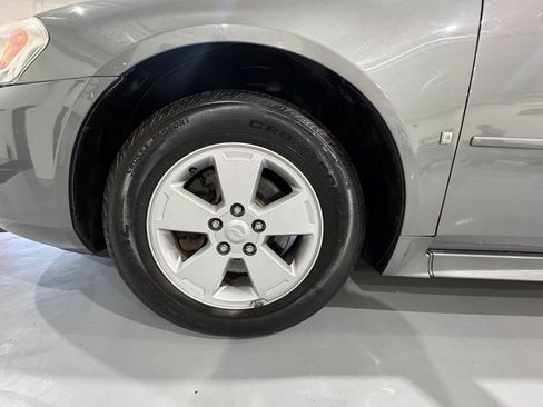 Used 2009 Chevrolet Impala LT image 40